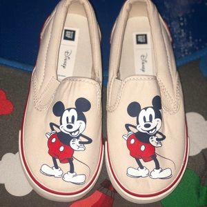 Gap Disney Canvas Slip On Sneaker
